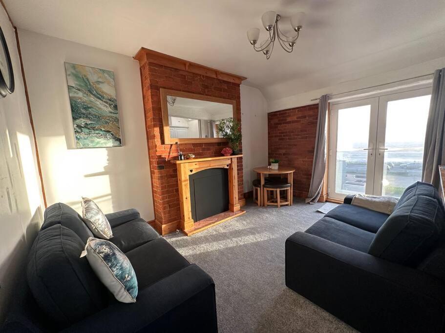 Coastline Retreats - Stunning Sea View Apartment, Netflix Μπόρνμουθ Εξωτερικό φωτογραφία